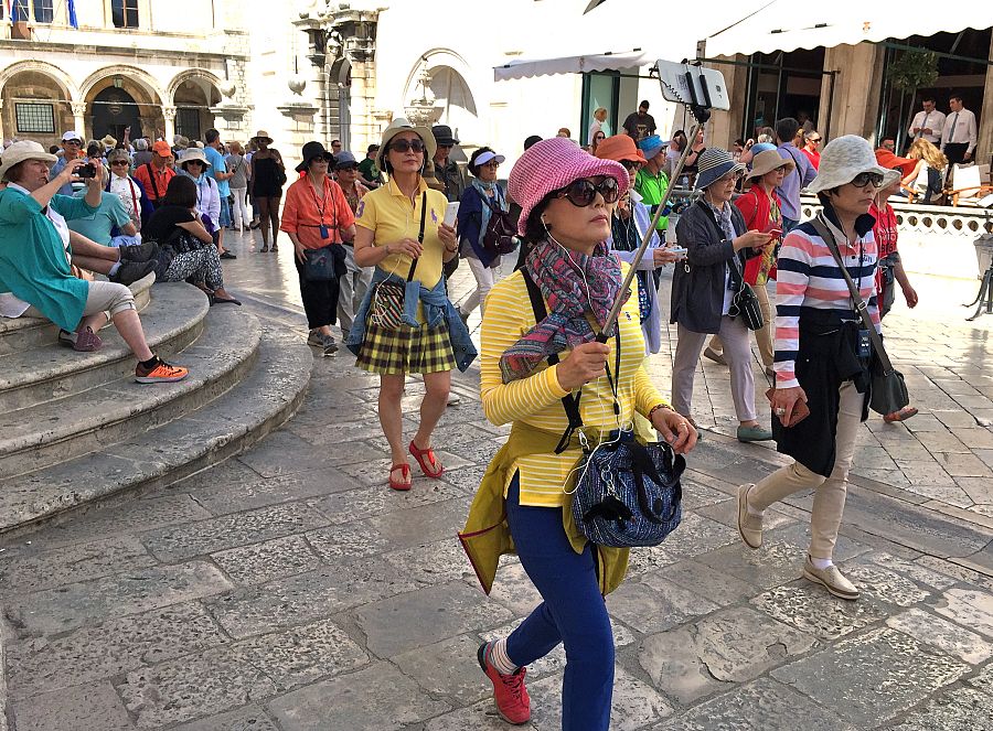 Turistas en Dubrovnik