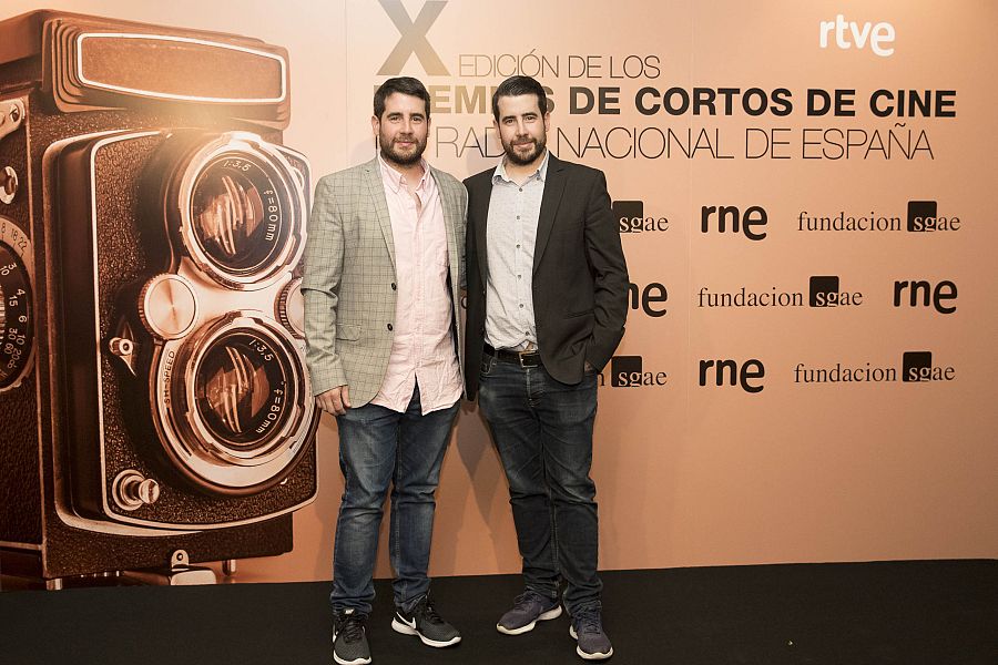 Los hermanos Prada, primer premio por 'Llegar'