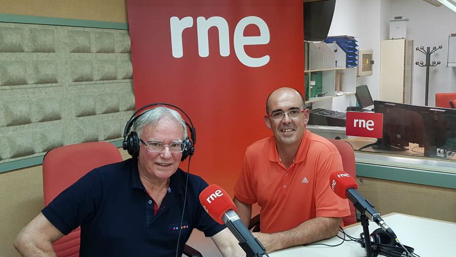 Isidoro Gorriño (izquierda) y Pablo Alonso (derecha) visitan Rne Santander