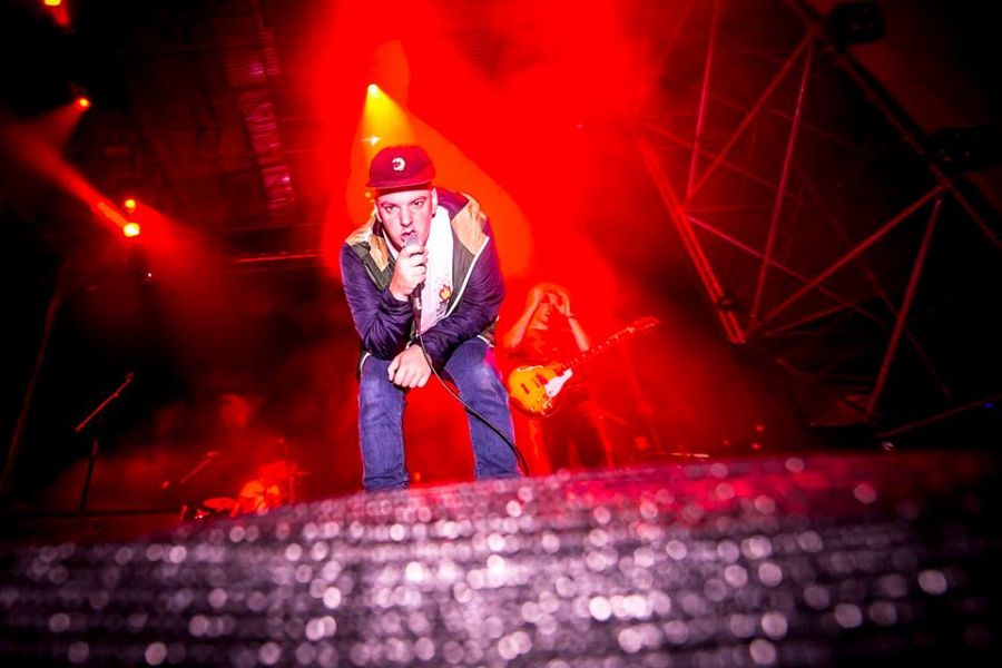 Novedades Carminha, los creadores de la verbena indie