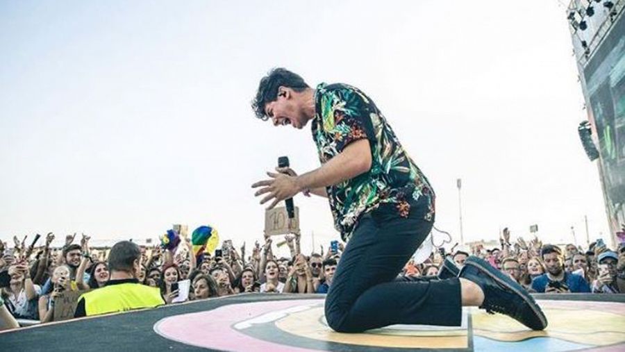 Alfred durante su actuación en el Arenald Sound