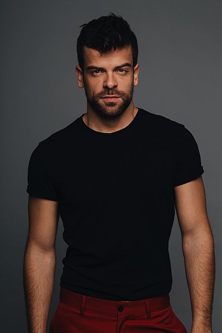 Ricky vuelve a la Academia, como encargado del Chat