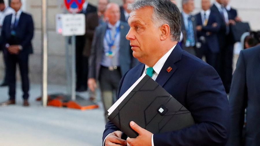 El ministro de Hungría, a su llegada a la reunión informal
