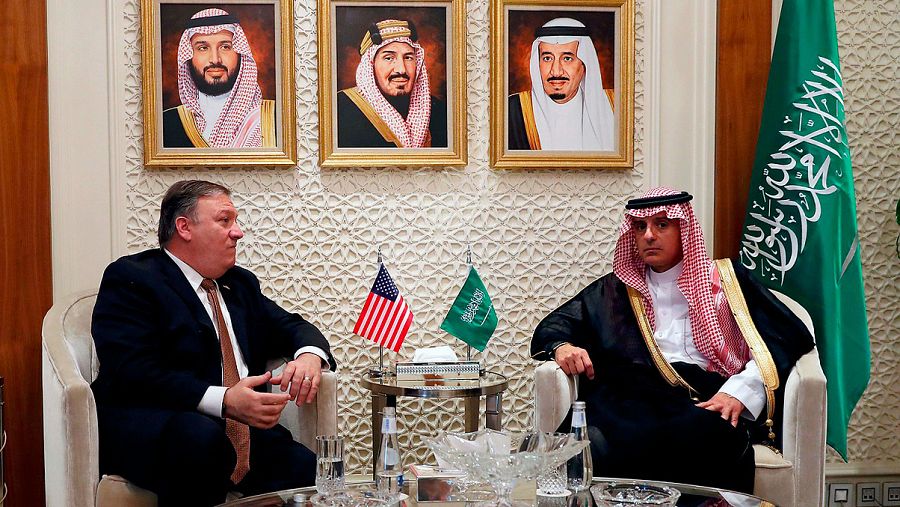 Imagen de archivo (16 de octubre) del secretario de Estado Mike Pompeo y el ministro de Asuntos Exteriores de Arabia Saudí, Adel al-Jubeir, en Riad. Foto: LEAH MILLIS / AFP