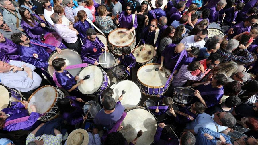 CALANDA (TERUEL) CUMPLE CON ESTRUENDO LA TRADICIÃ