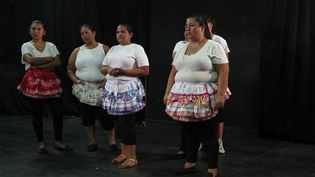 La Cachada Teatro, mujeres luchadoras, entusiastas, irreductibles