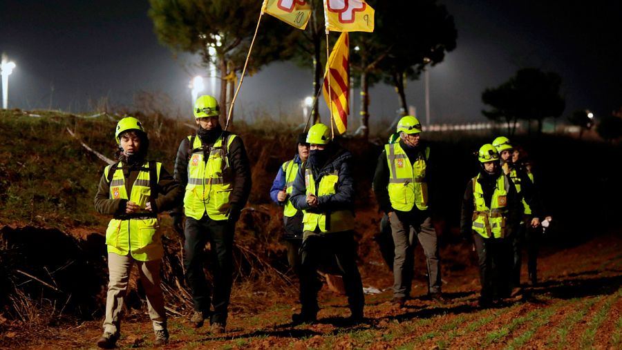 Varios manifestantes se dirigen a la cárcel de Lledoners