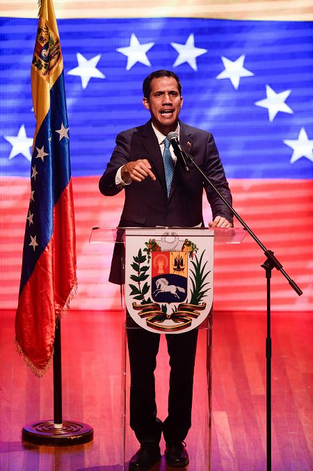 El líder opositor Juan Guaidó durante un discurso en la Universidad Central de Venezuela.