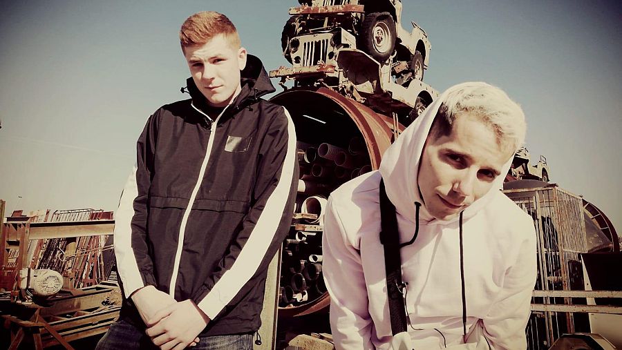 Skone entrevistará a muchos de sus compañeros freestylers