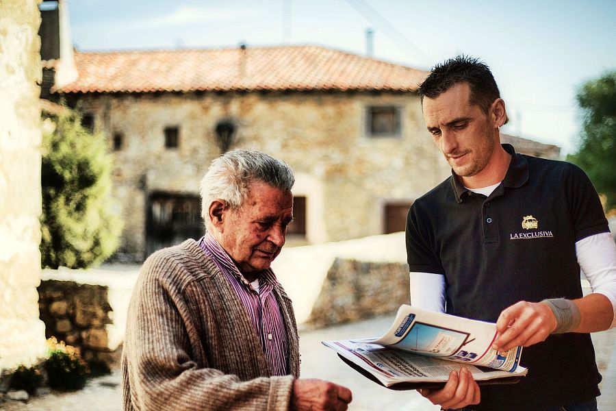 La Exclusiva, logística social