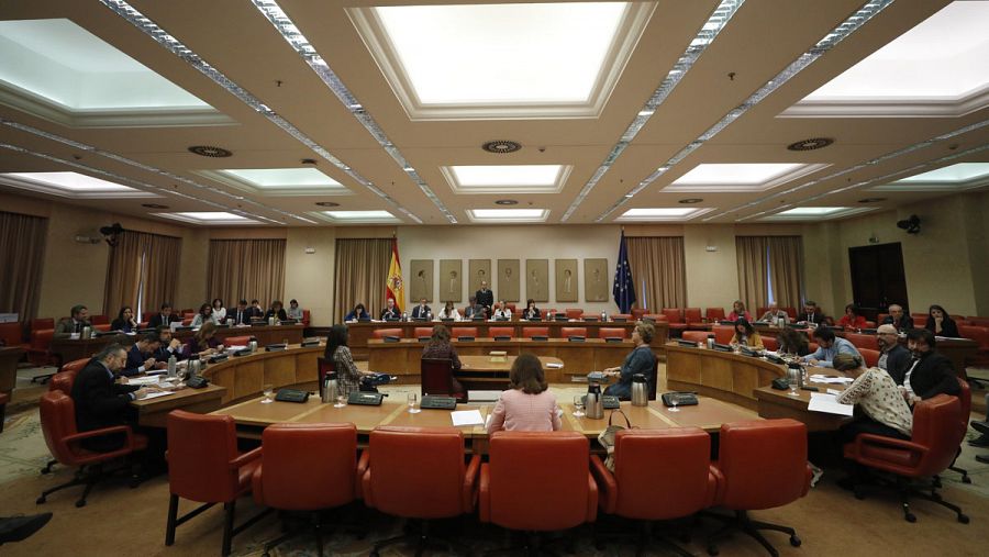 Vista general de la reunión de la Diputación Permanente en el Congreso de los diputados.