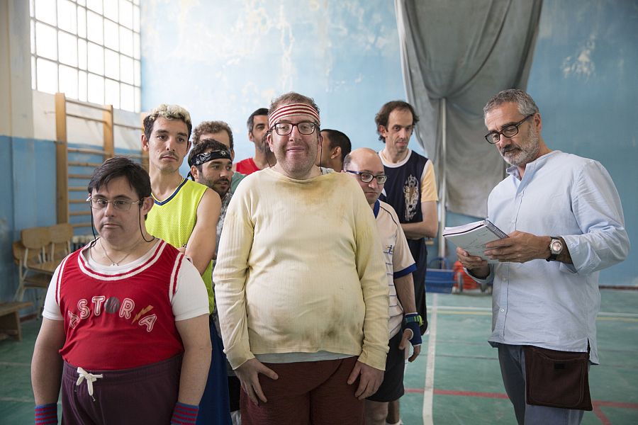 Los protagonistas, con Javier Fesser, su director