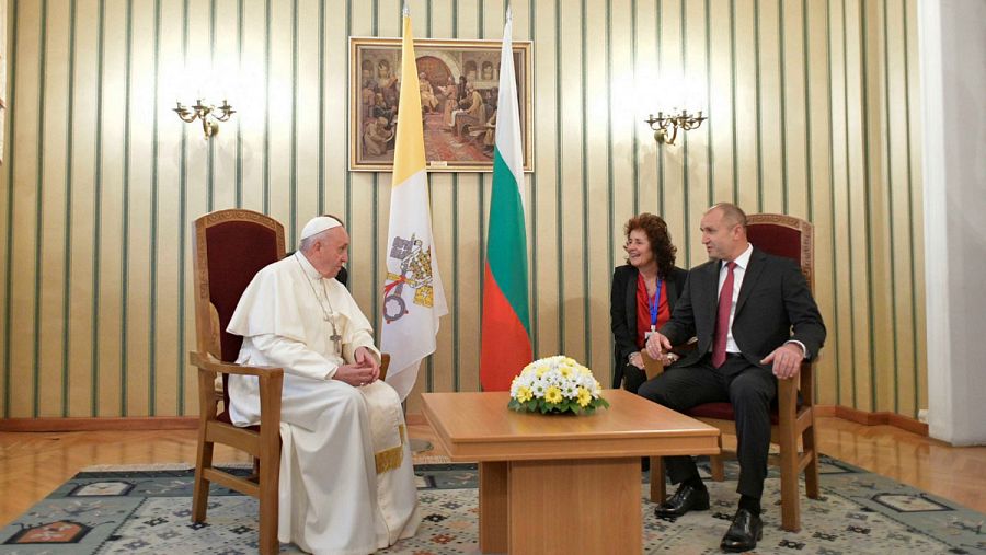 El papa Francisco reunido con el presidente de Bulgaria, Rumen Radev