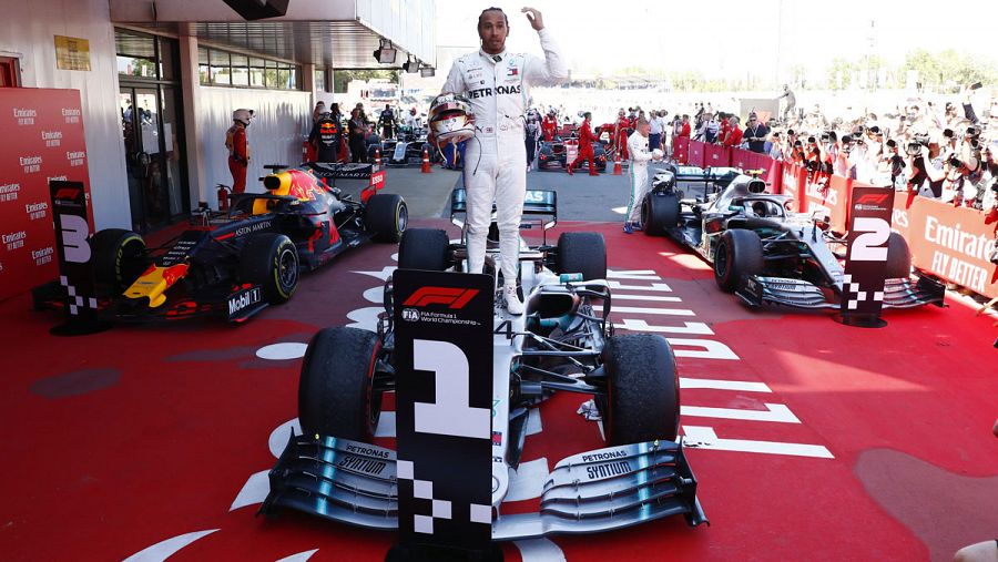 Hamilton celebra su victoria