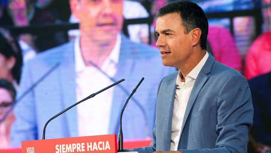 Pedro Sánchez hace campaña en Vigo