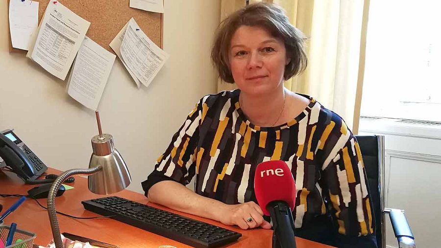 Éva Fodor, vicerrectora de la Universidad Centroeuropea de Budapest, en los micrófonos de RNE.