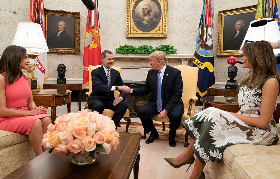 Los reyes de España, junto al presidente de EE.UU., Donald Trump, en la Casa Blanca, en junio de 2018.