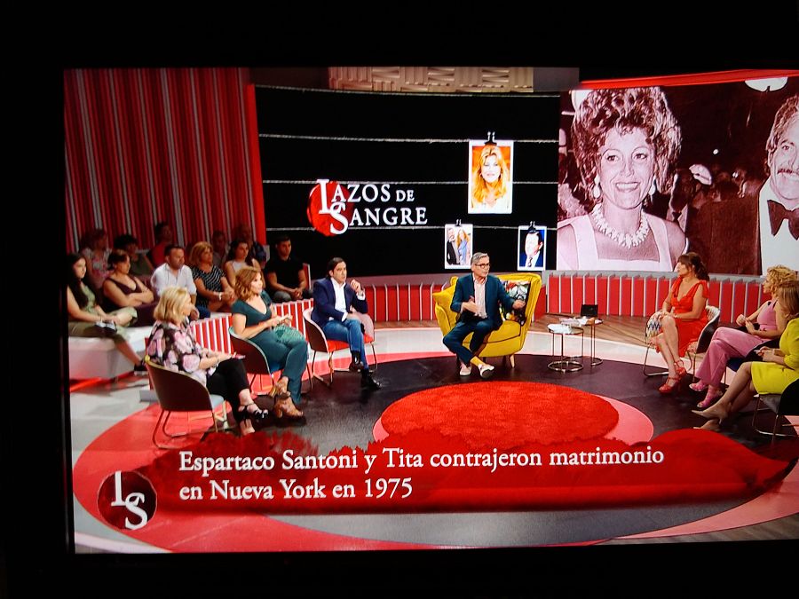 Plató de 'Lazos de Sangre: El debate' 3