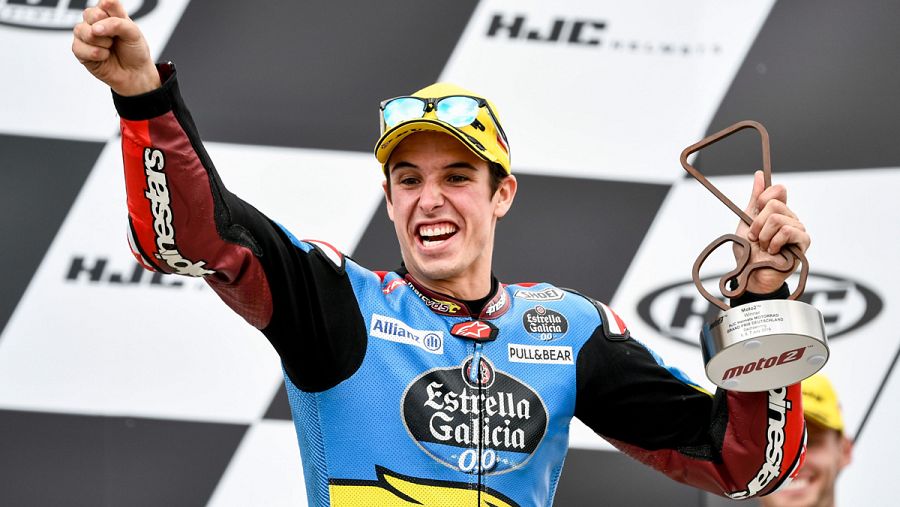 Álex Márquez, en el podio