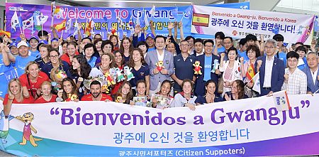 Recepción a la primera delegación española en Gwangju