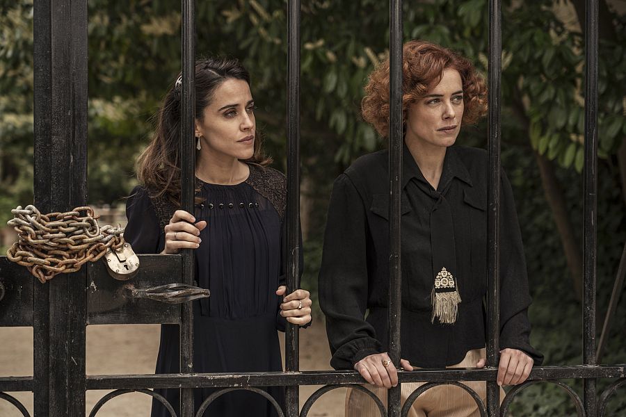 Teresa apoyará a Manuela, para que no se rinda