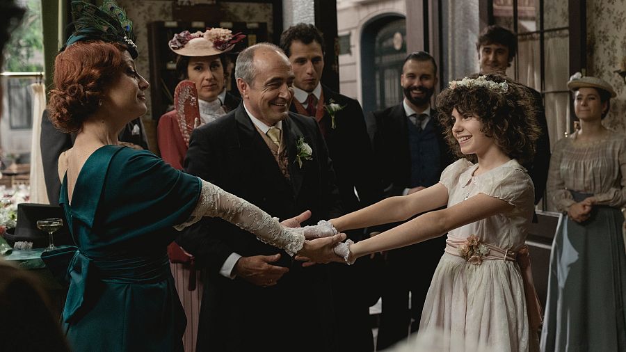 'Acacias 38': Milagros en la boda de Ramón y Carmen