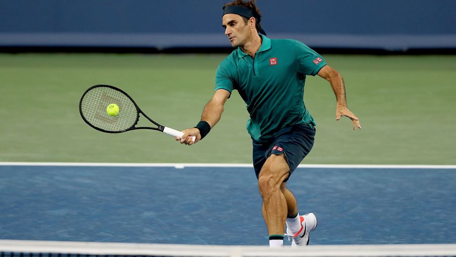 Roger Federer vence sin problemas al argentino Londero