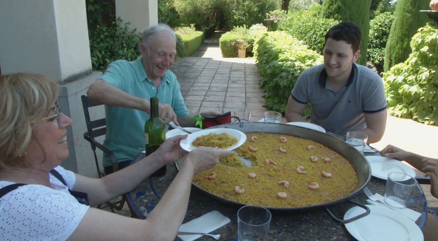 En Alicante no puede faltar una paella