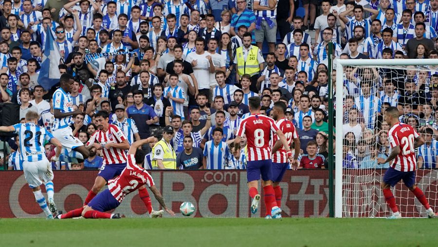 Momento del gol de Odegaard