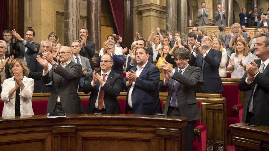 Imagen de archivo de los diputados de Junts pel Sí cuando se aprobó la Ley de Transitoriedad