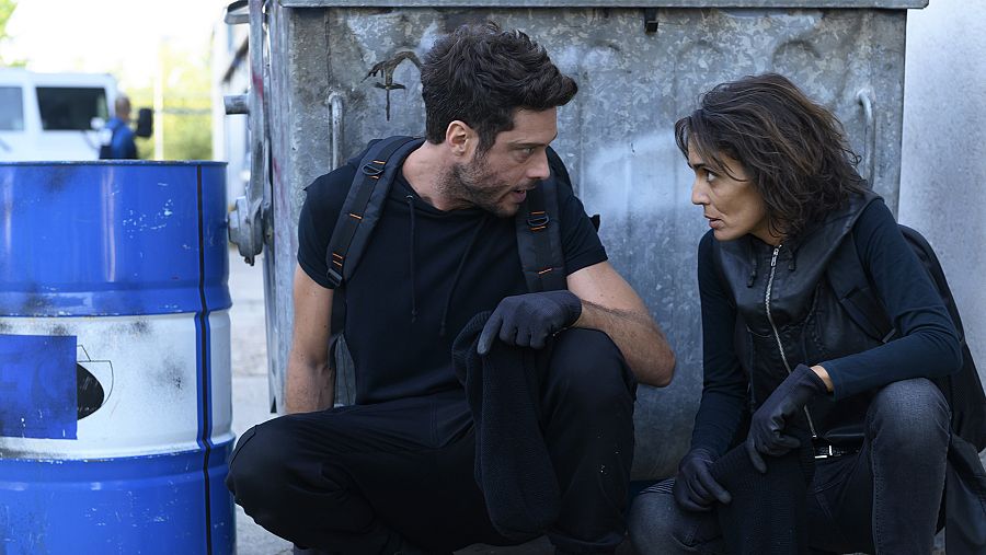 Coco y Álvaro preparan un robo a un furgón