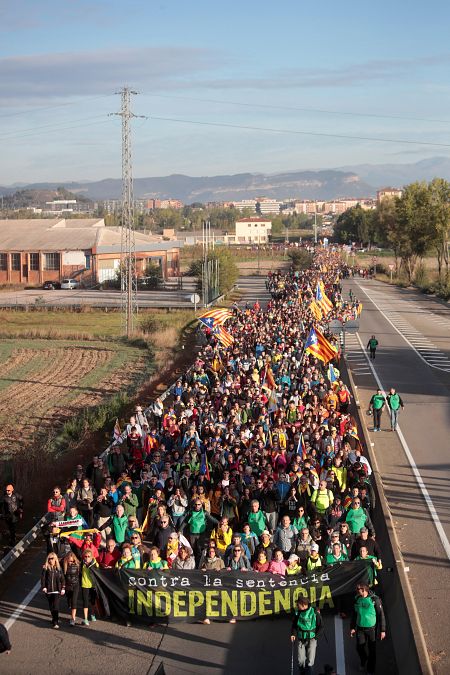 Simpatizantes independentistas inician desde Vic una de las 