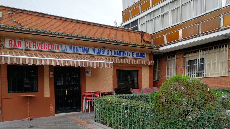 Bar en la calle Sevilla de Fuenlabrada