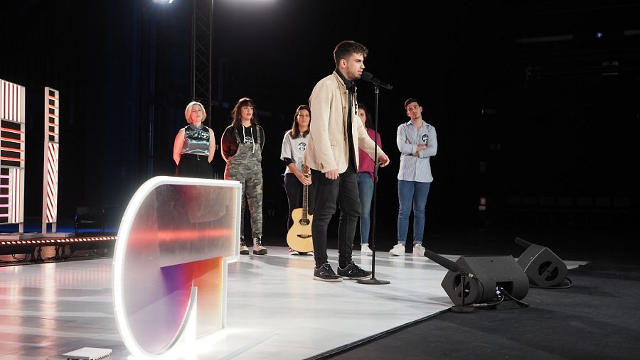 El primero en cantar  del grupo 1 en la Fase 2 del casting OT 2020 en Sevilla