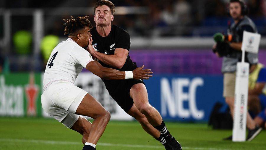 Pugna entre George Bridge y Anthony Watson