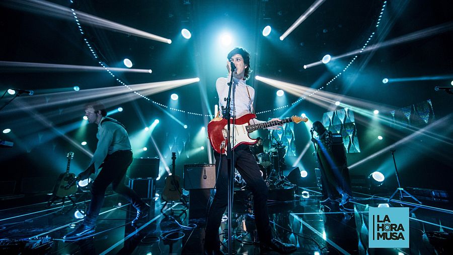 Marlon Williams tocando en el plató de 'La Hora Musa'