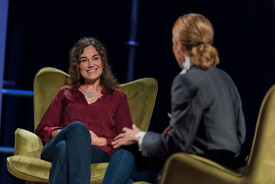 L'actriu Laura Conejero en un moment de l'entrevista al plató de 'Punts de vista'