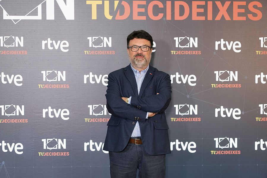 Joan Josep Nuet  al photocall de les eleccions