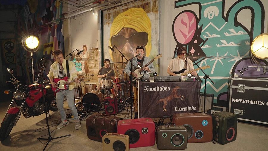 Novedades Carminha, verbena tropical y verborrea jovial en 'La Hora Musa'