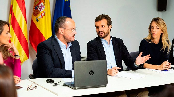  Fotografia facilitada por el PP del presidente del Partido Popular y candidato a La Moncloa en las elecciones generales de mañana, Pablo Casado,c.