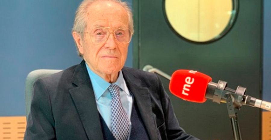 Arseni Corselles participant a RNE, l'emissora on va treballar de jove