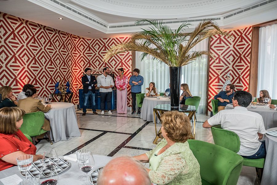 En el restaurante Coque de Madrid reproducirán un menú de alta cocina diseñado por el chef Mario Sandoval