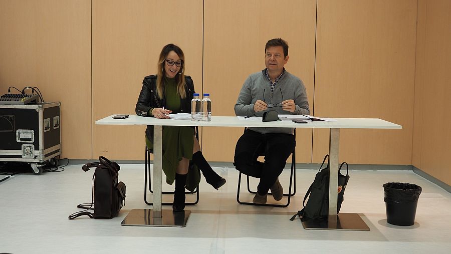 Mamen Márquez y Tinet Rubira en el box 3 Mamen Márquez y Tinet Rubira en el box 3