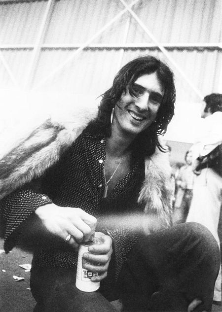 Hablará de una vida llena de experiencias y anécdotas