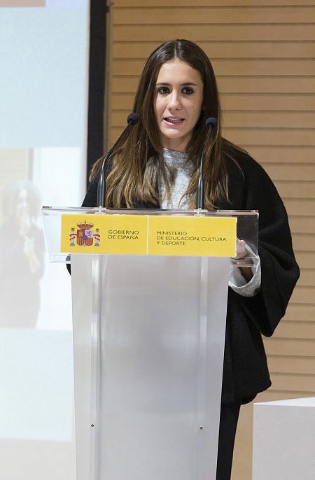 Alicia, asistente administrativa