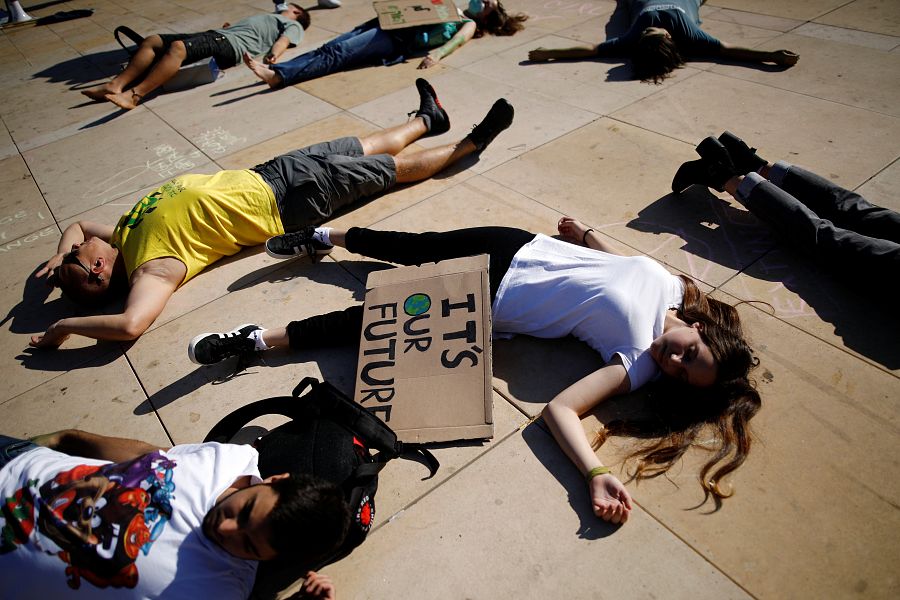 Jóvenes de Tel Aviv en una manifestación de Fridays For Future este viernes.