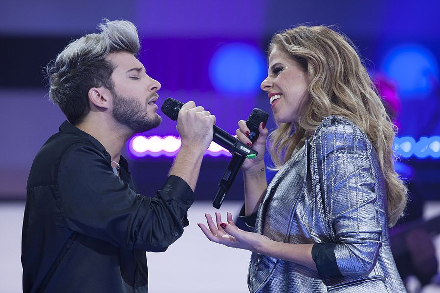 Pastora soler con Blas Cantó