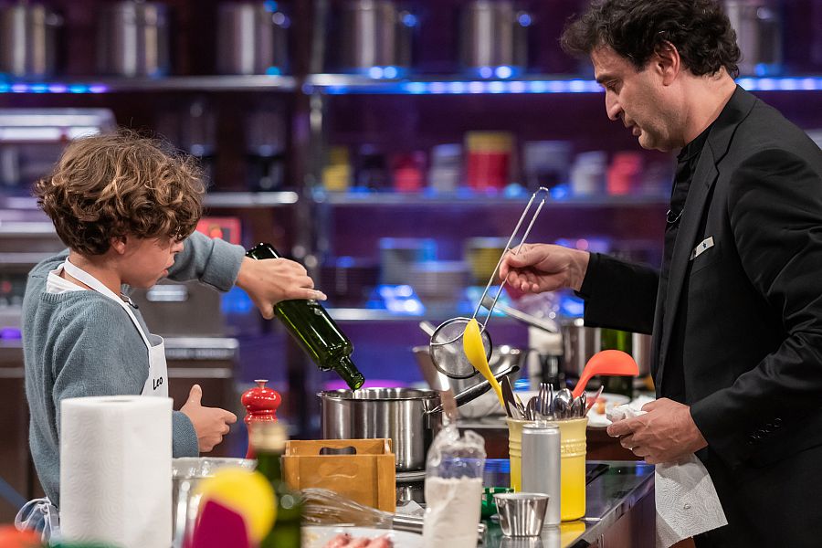 Los aspirantes realizarán un postre con chocolates