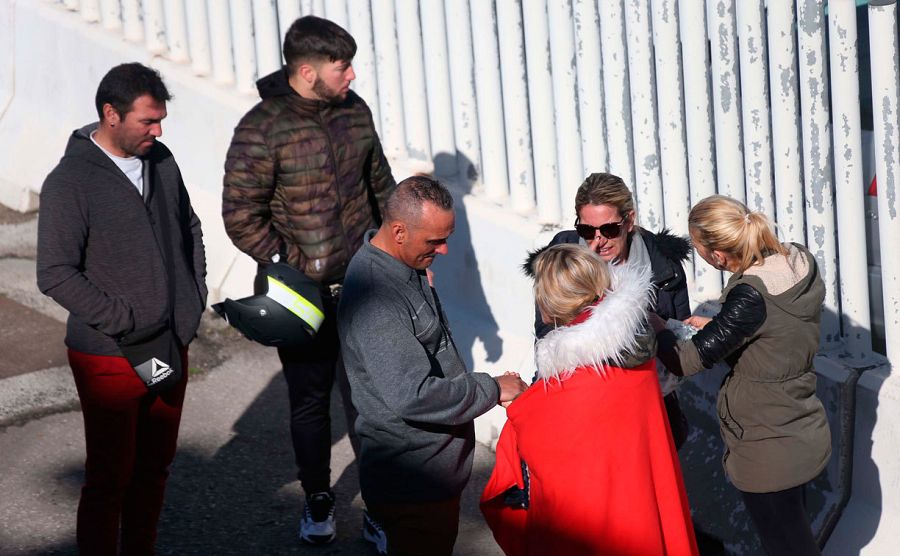 Familiares de la tripulación del pesquero Rua Mar, desaparecido en aguas marroquíes en la madrugada del pasado jueves.