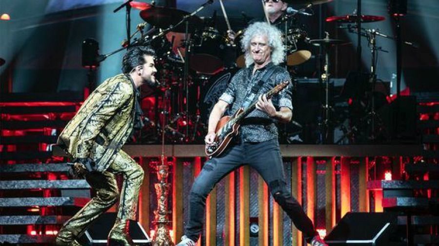 Queen + Adam Lambert en concierto